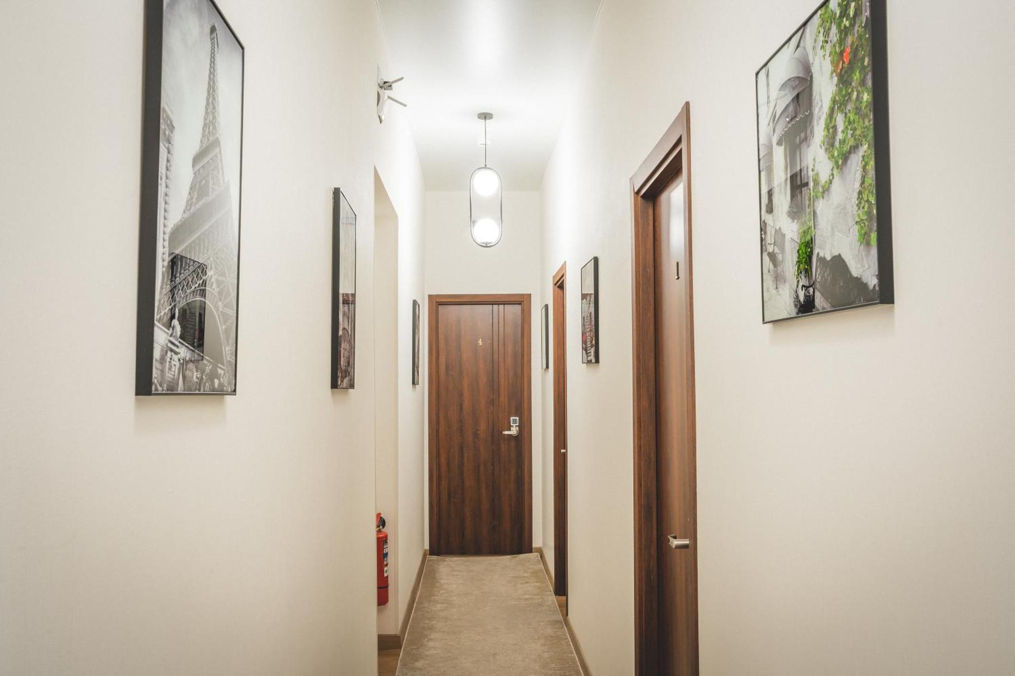 Hh Hotel Tbilisi Ngoại thất bức ảnh